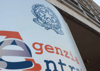 Concorso Agenzia delle Entrate: l’ammissione costa 10 euro ed è riservata solo a laureati