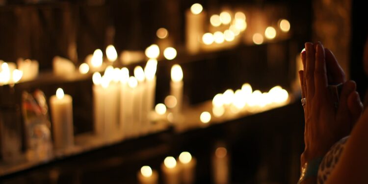 Transgender, senzatetto e carcerati accompagneranno la bara di Francesco. Il saluto  dai dimenticati sarà forse quello più sincero