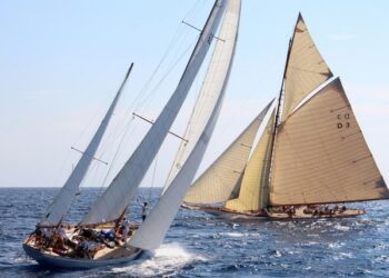 Barche d’epoca e classiche, Dragoni e auto storiche alla prima edizione della Vela&Motori Cup, Alassio dall’8 all’11 maggio 2025
