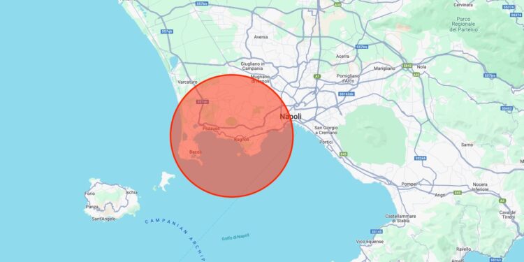 +++ Terremoto a Napoli +++ Panico in città. Gli aggiornamenti in diretta
