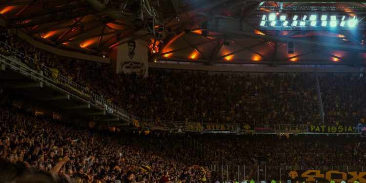 Dalla festa alla tragedia: il trionfo dell’Amburgo si trasforma in una notte di gravi emergenze mediche