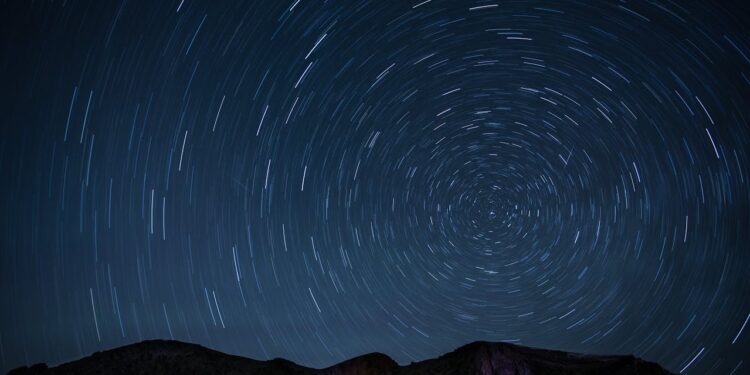 Oroscopo dell’Estate 2025: la guida definitiva per vivere al massimo la stagione del cambiamento