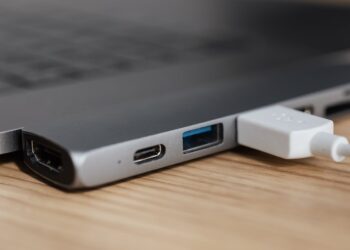 Chiara Poggi e quei documenti proibiti: l’ombra della pedofilia sul delitto di Garlasco dai file segreti nella chiavetta USB