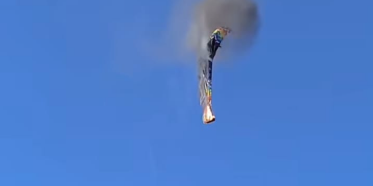 Precipita una mongolfiera con 22 persone a bordo: almeno otto le vittime