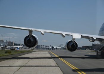 Ultim’ora – Boeing 777 diretto a Roma perde quota con 275 passeggeri: lanciato codice di emergenza