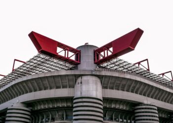 Addio a San Siro: il Consiglio comunale approva la vendita per 197 milioni. Verrà demolito