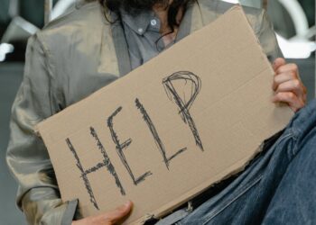 Morto il clochard che vinse 300 mila euro al gratta e vinci