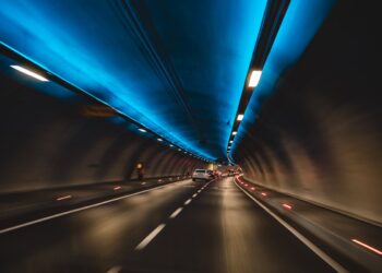 Tunnel del Brennero: nasce il collegamento ferroviario più lungo al mondo. Meloni: “Un progetto monumentale”.