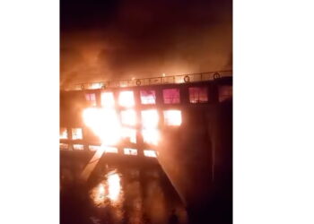 Crociera in fiamme sul Nilo, a bordo 80 italiani: sfiorata la tragedia